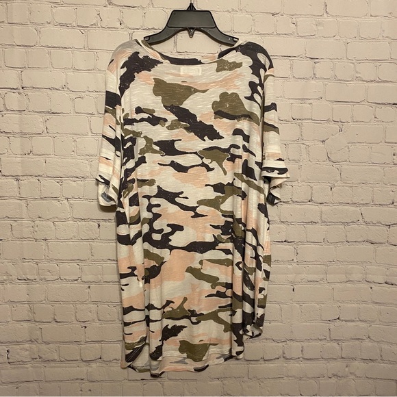 Maurices Womens Tunic 1X Camouflage Print New - Picture 5 of 7